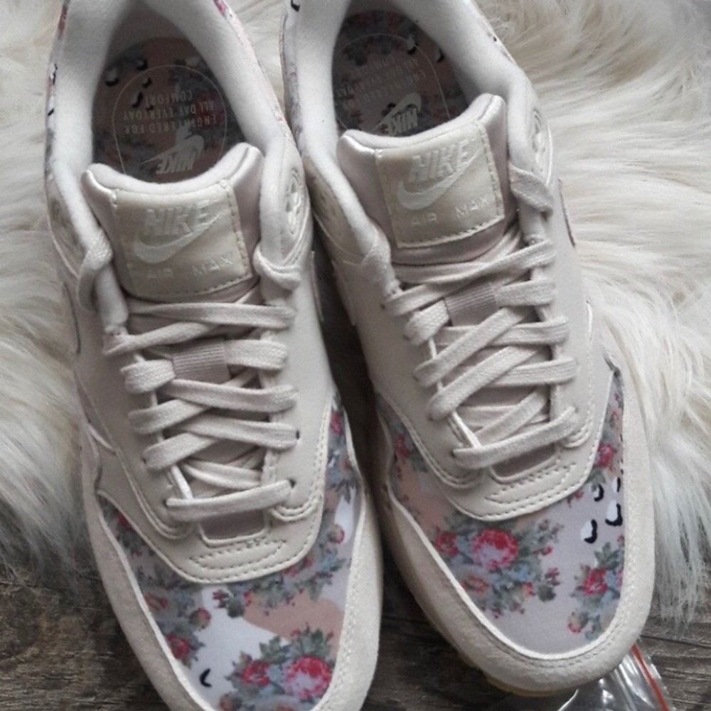 Nike Air max still available brand new never worn - Picture 4 of 8